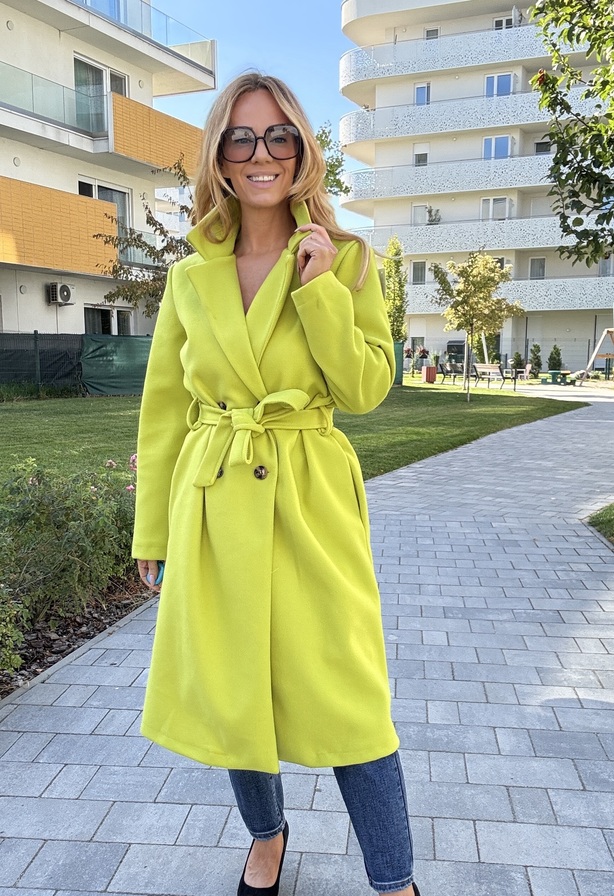 Kendra szövetkabát– Hosszított női szövetkabát lime – Innova Fashion